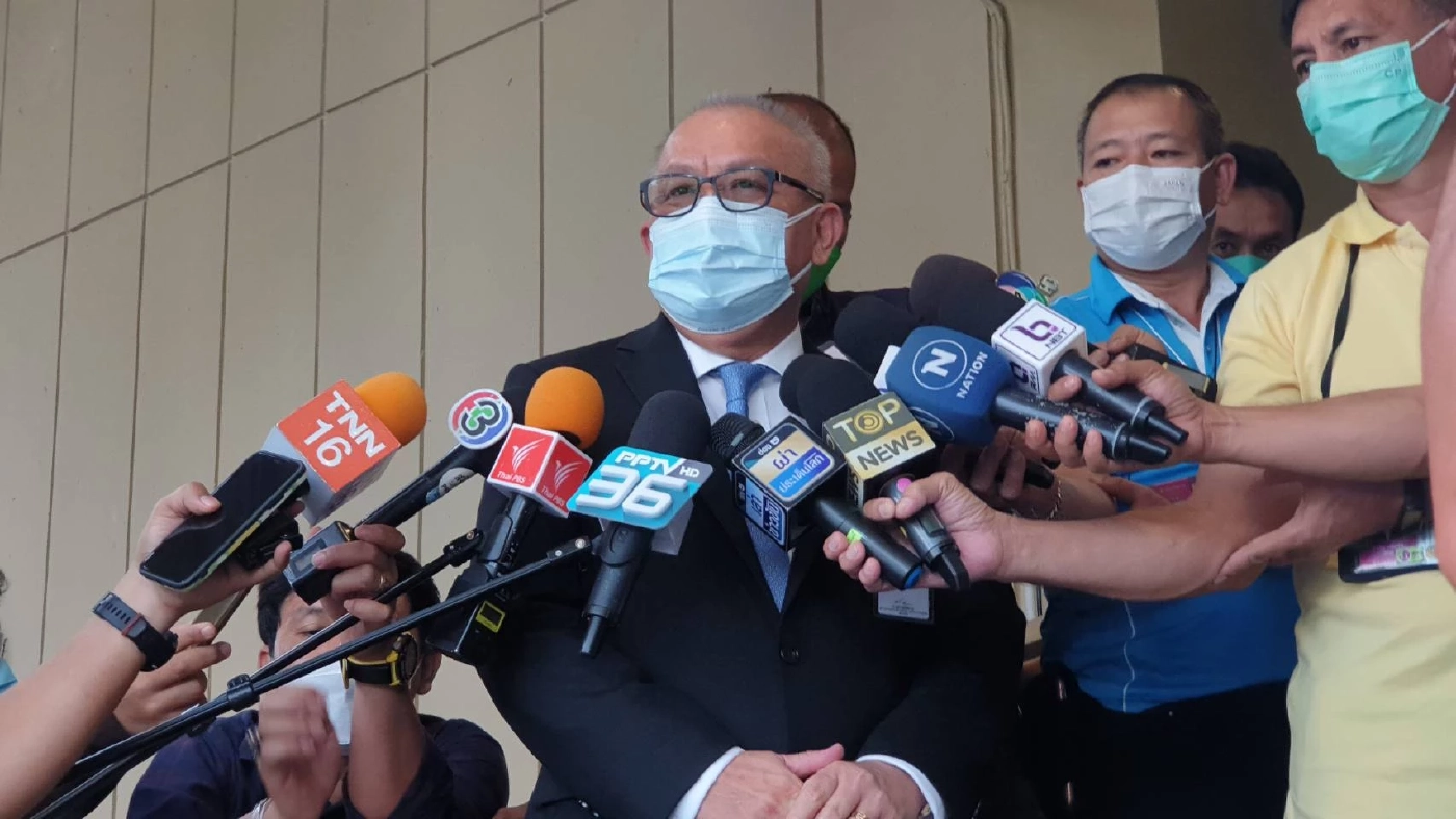 นายสุพัฒนพงษ์ พันธ์มีเชาว์ รองนายกรัฐมนตรี และ รมว.พลังงาน