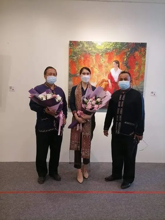 นิทรรศการ "บุษบาซ่อนกลิ่น" จากศิลปินสาวอีสาน