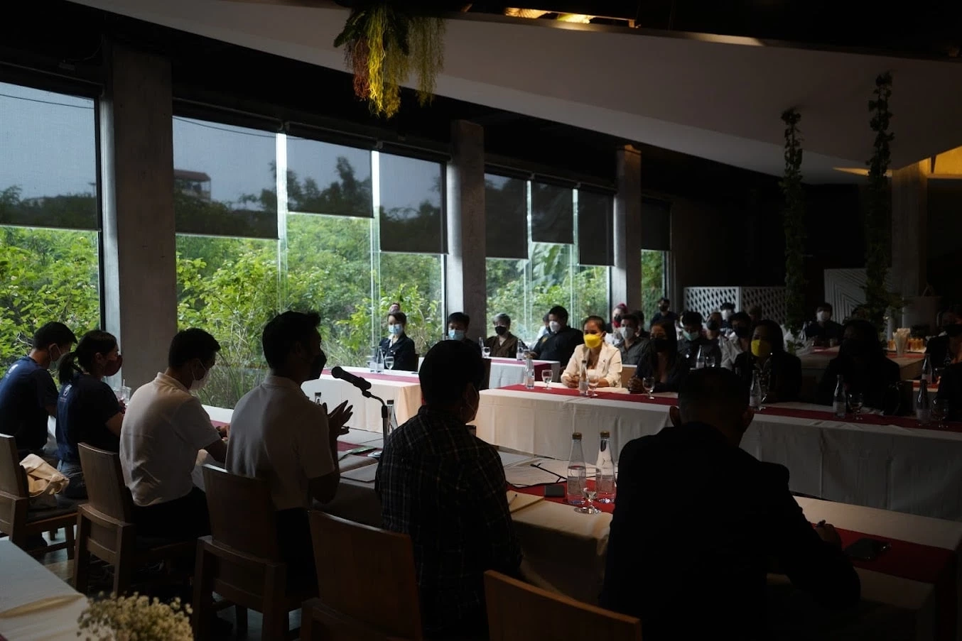 "ธนาธร" ขอโทษชาวเมืองพัทยา กรณีอดีตส.ส.งูเห่า ขอใช้สนามลต.นายกฯพิสูจน์