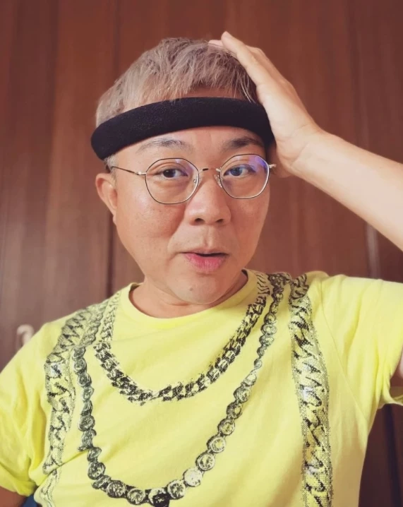 ตัวอย่างการใช้สายรัดแก้ปวดหัว