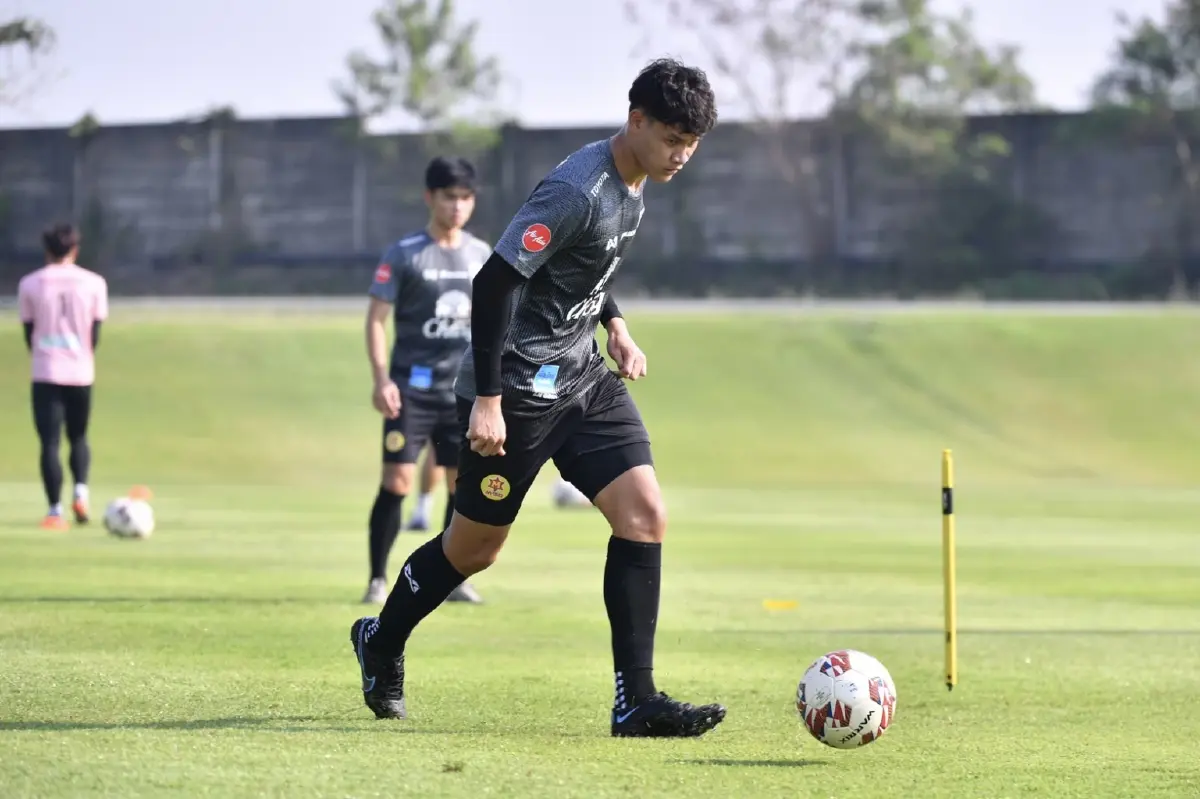"ซัลบา" นำช้างศึก U23 ซ้อมครั้งแรก ก่อนลุยชิงแชมป์อาเซียน