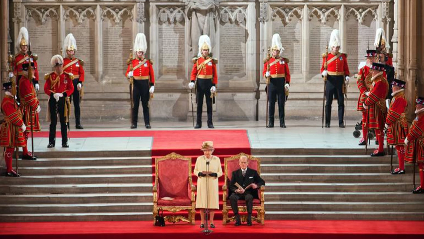 ควีนเอลิซาเบธ และ เจ้าชายฟิลิป พระสวามี