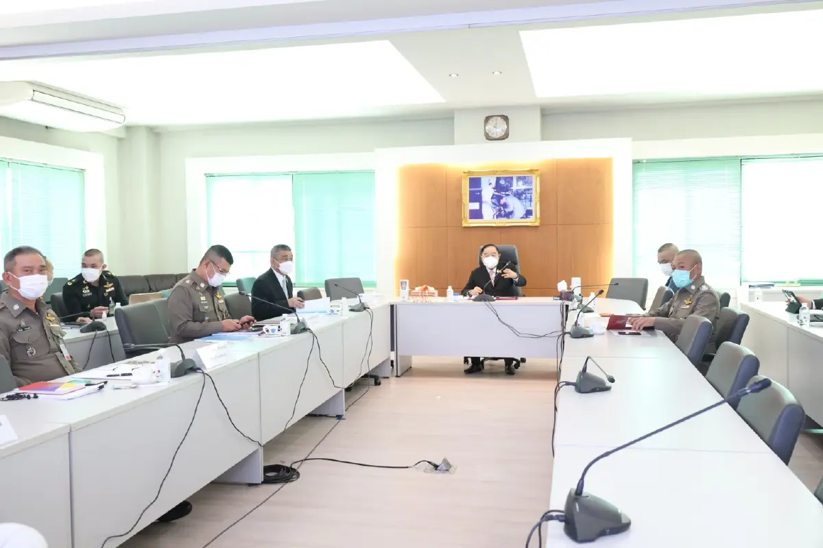 "ประวิตร"กำชับฝ่ายมั่นคงเข้มรักษาความปลอดภัยประชุมเอเปคสูงสุด