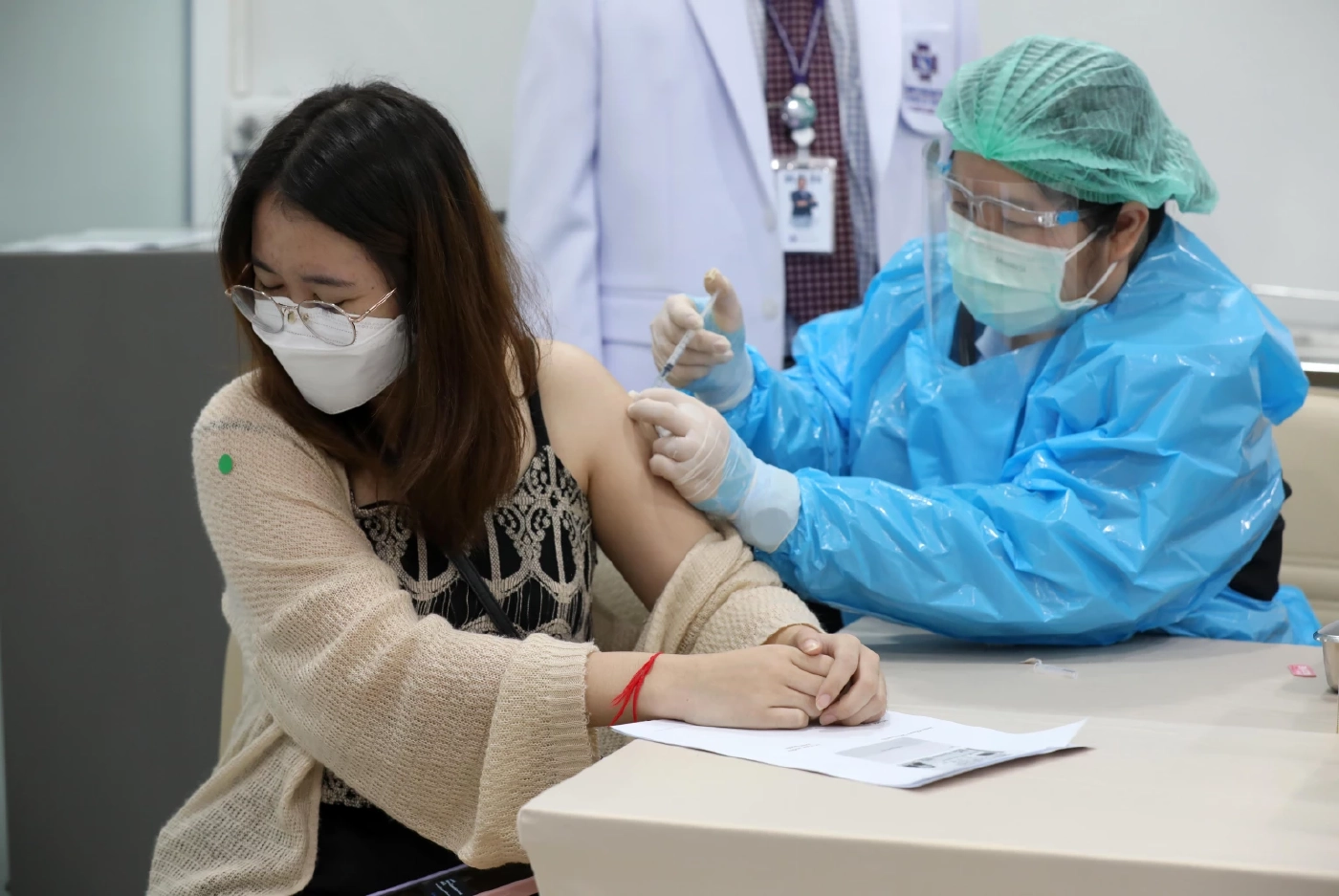 เริ่มแล้ว! สถาบันบำราศนราดูร เปิดลงทะเบียนวัคซีนเข็ม 4 เช็กเงื่อนไขที่นี่