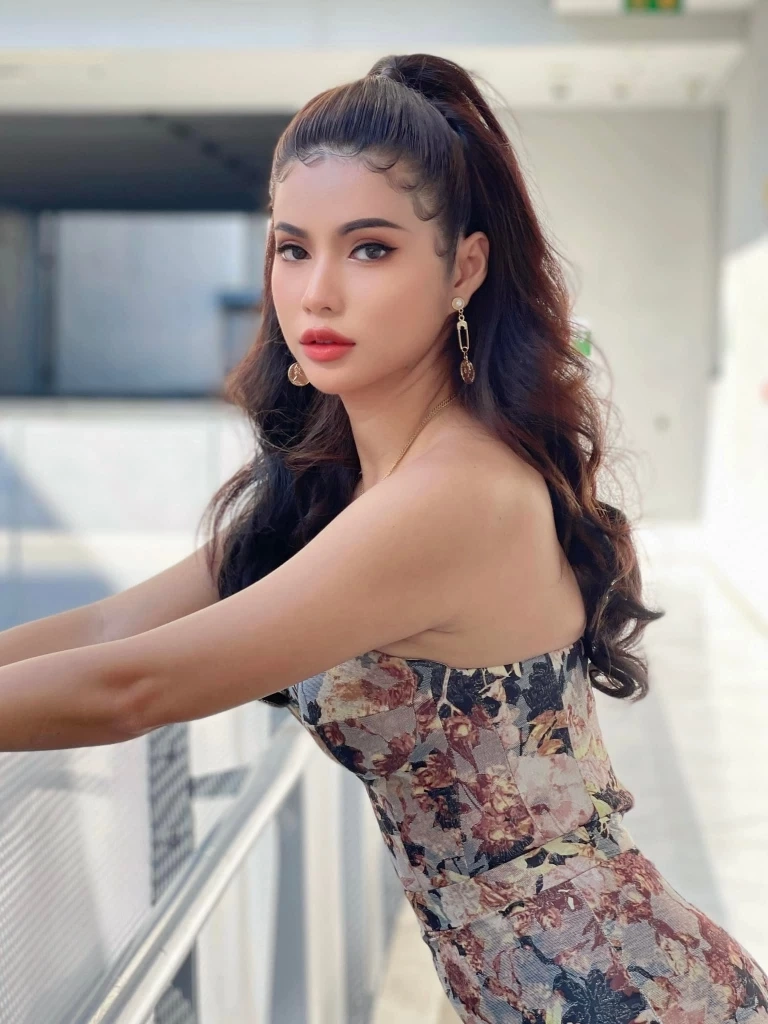 เปิดประวัติ “อายตา” จากเด็กยากจน สู่ บิวตี้บล็อกเกอร์เบอร์ต้นของไทย