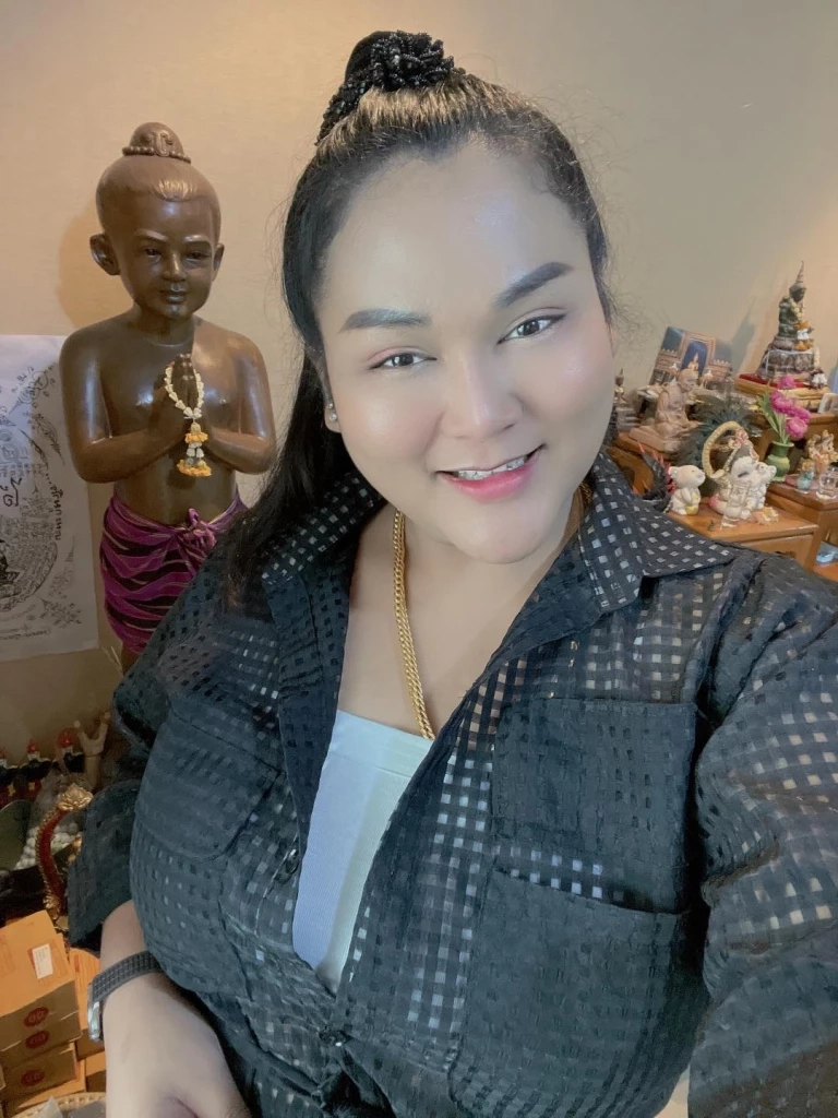 เผยเลขลับเฉพาะวงใน งวดนี้ชนสนั่น 3 เจ๊ดังในวงการหวย