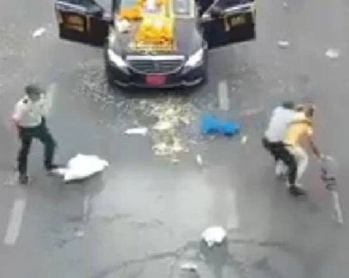 นายคเณศพิศณุเทพ​ จักรภพมหาเดชา หรือ เค100ล้าน 