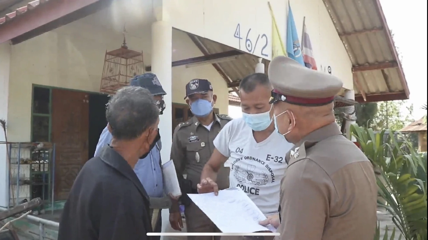 โจรบุกเข้างัดบ้านญาติตำรวจ จ.ราชบุรี  พลาดถูกยิงสวนดับคาห้องน้ำ