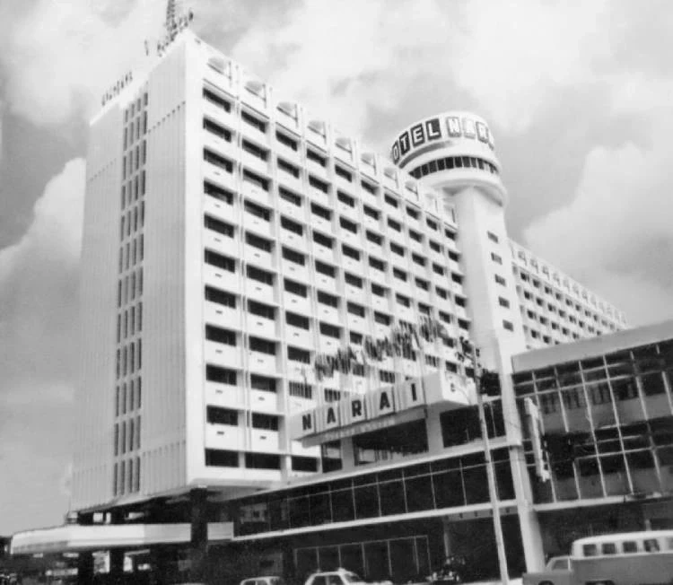 ปิดตำนานกว่า 5 ทศวรรษ โรงแรมนารายณ์ ตึกสูงแห่งแรกบนถนนสีลม