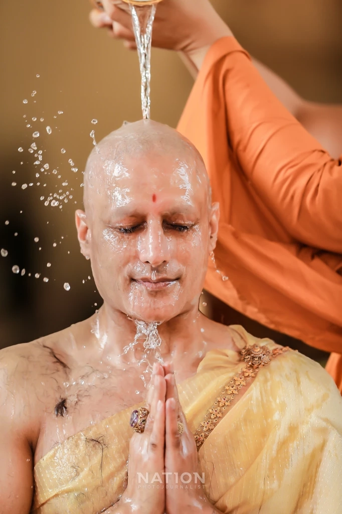 “กากัน มาลิค”  พระเอกหนัง " พระพุทธเจ้า " เข้าพิธีบวชที่ “วัดธาตุทอง”