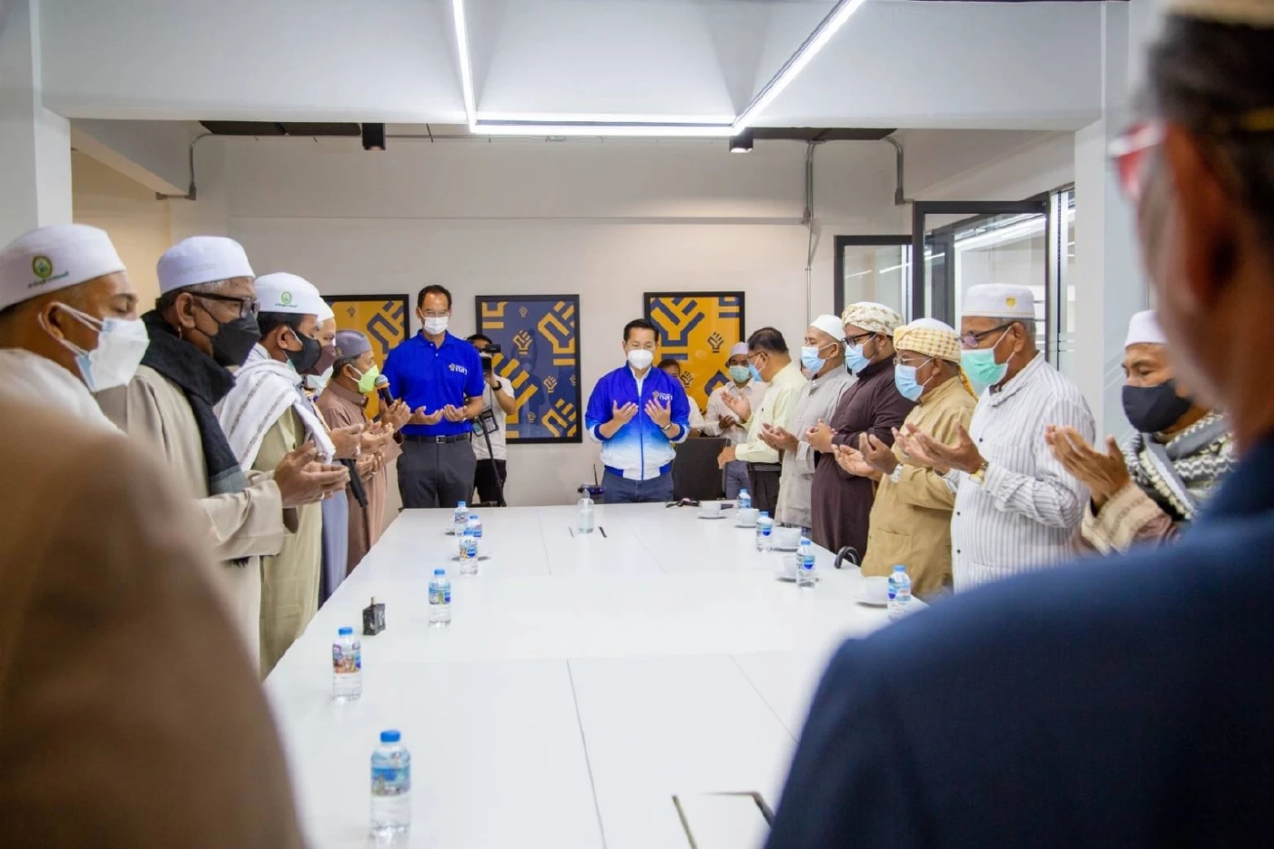 ครบรอบ 2 ปีพรรคกล้า"กรณ์"ขอเดินหน้าการเมืองแบบสร้างสรรค์