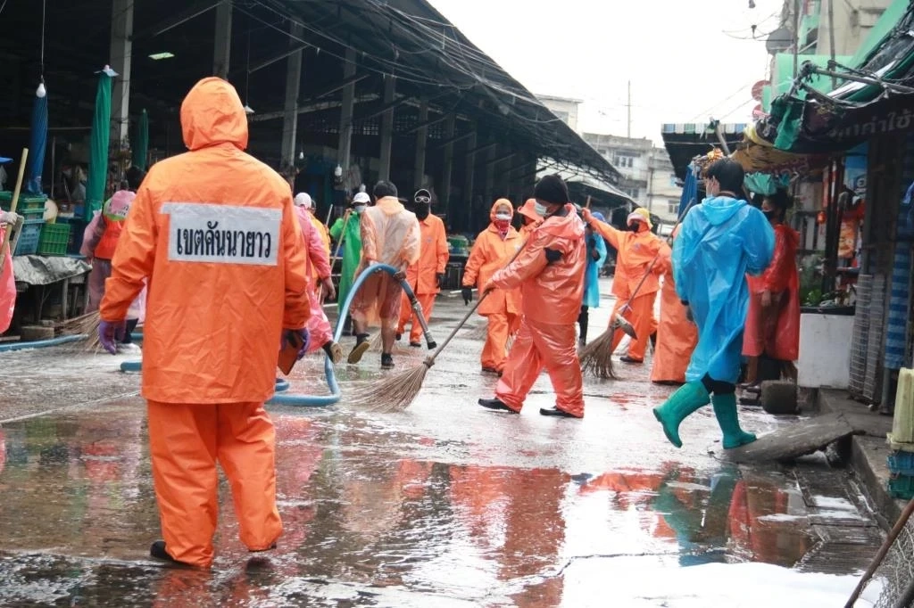 ผอ.เขตคันนายาว สั่งปิด “ตลาดสายเนตร” 7 วัน หวั่นเกิดคลัสเตอร์แม่ค้า