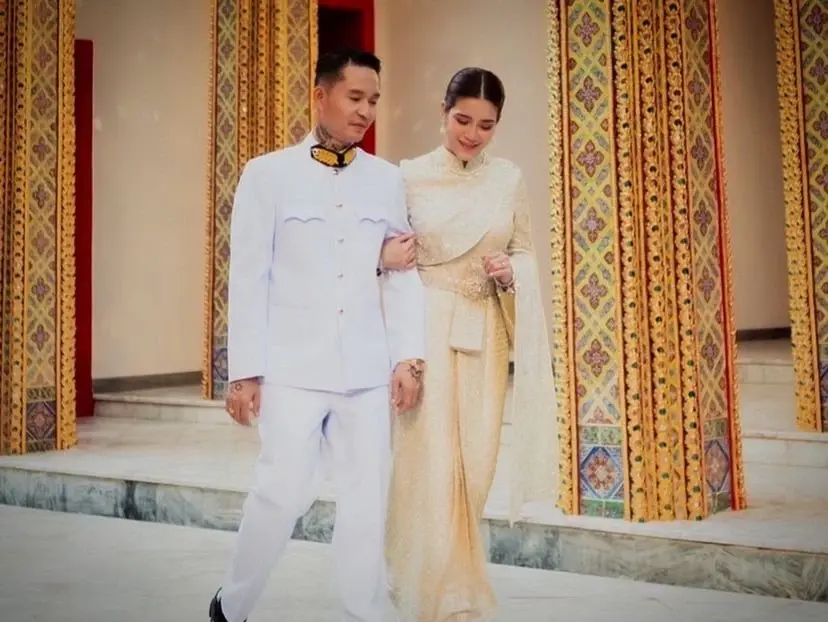 “เดย์ ไทยเทเนี่ยม” ควงแฟนสาวถ่ายพรีเวดดิ้งแนวสตรีทสุดเท่