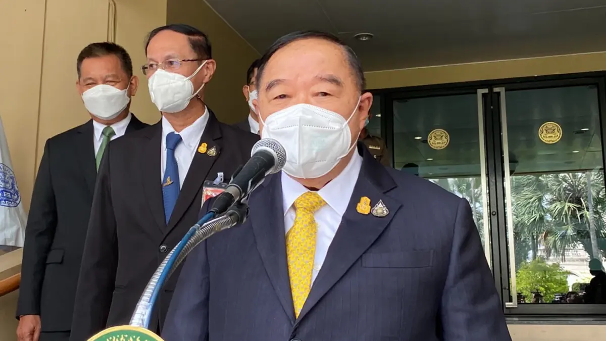 "บิ๊กป้อม"เผยครม.ยังไม่พิจารณา"รถไฟฟ้าสายสีเขียว" ย้ำต้องรอบคอบ