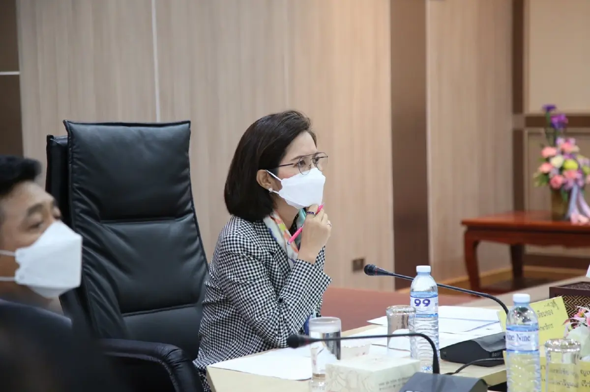 ตรีนุช ชูสหกรณ์ครูอุดรโมเดลแก้หนี้ครูเบ็ดเสร็จ ลดดอกเบี้ย1%