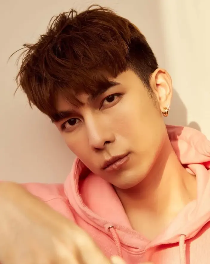 "มิว ศุภศิษฏ์" ติดโควิด – 19 แฟนคลับแห่ให้กำลังใจขึ้นเทรนด์อันดับ 1