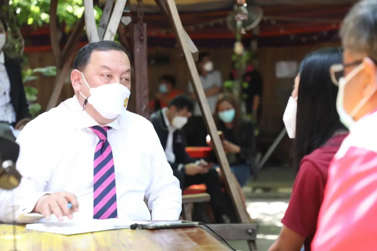 นางสาวมธุรา อดเหนียว เจ้าของร้านโกดังชาบู ขอบคุณรัฐบาล
