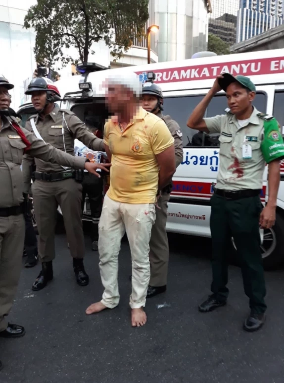 &quot;เค 100 ล้าน&quot; หรือ &quot;นายคเณศพิศณุเทพ จักรภพมหาเดชา&quot; 