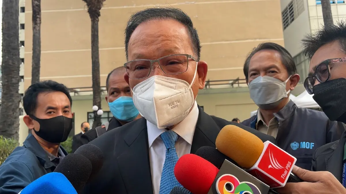นายสันติ พร้อมพัฒน์ ทำหน้าที่เลขาธิการพรรคพลังประชารัฐ 