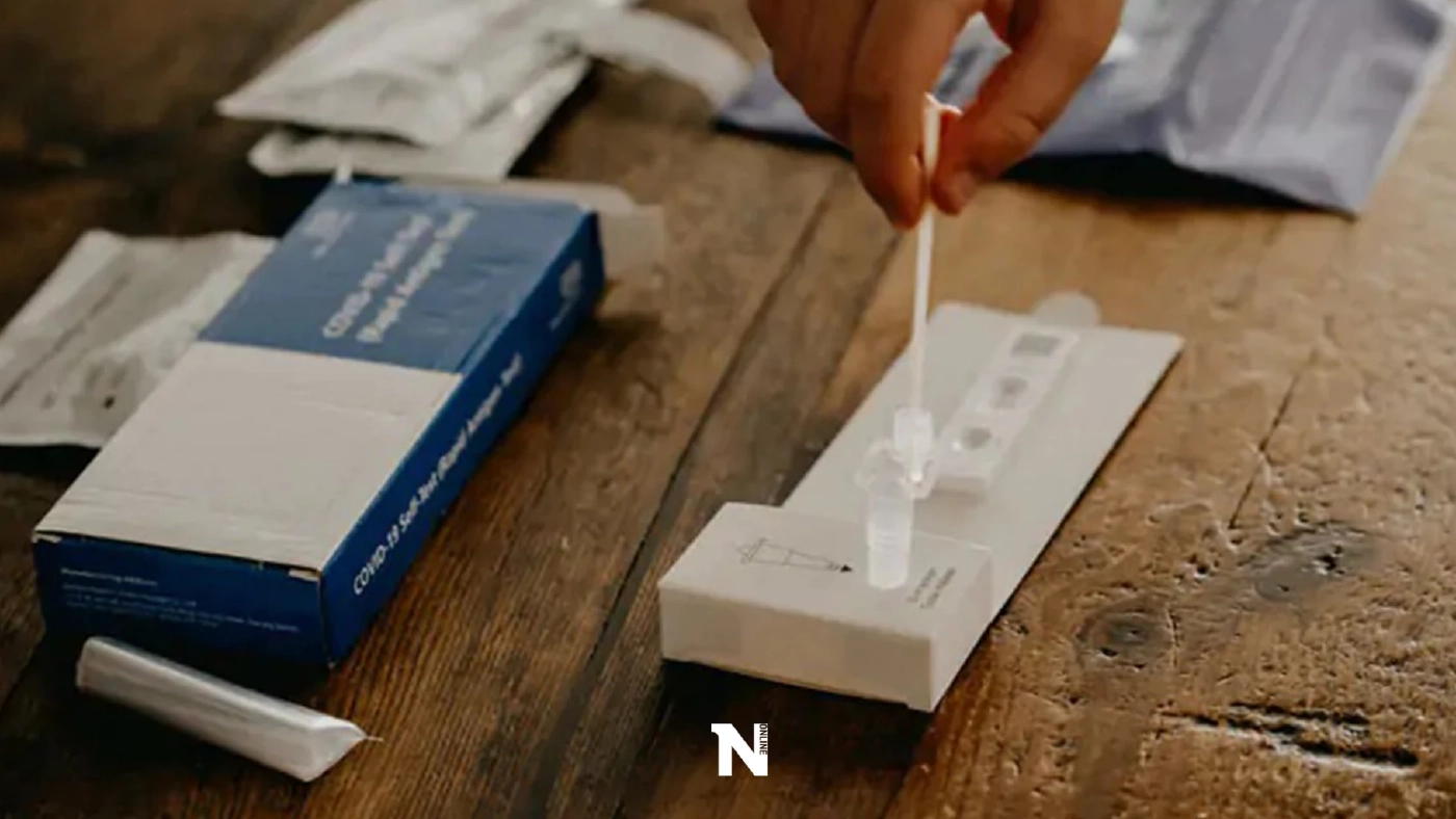 เช็กเลย!! วิธีตรวจ ATK แบบน้ำลายมีขั้นตอนอย่างไร ได้ผลแม่นยำแค่ไหน