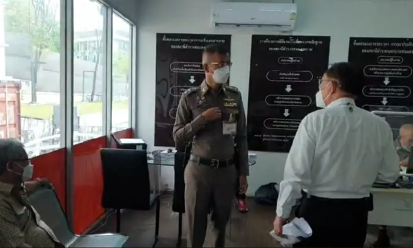 นายรัตนาวุธ วัชโรทัย อดีตที่ปรึกษาฝ่ายกิจการพิเศษ (ระดับ10) สำนักพระราชวัง 