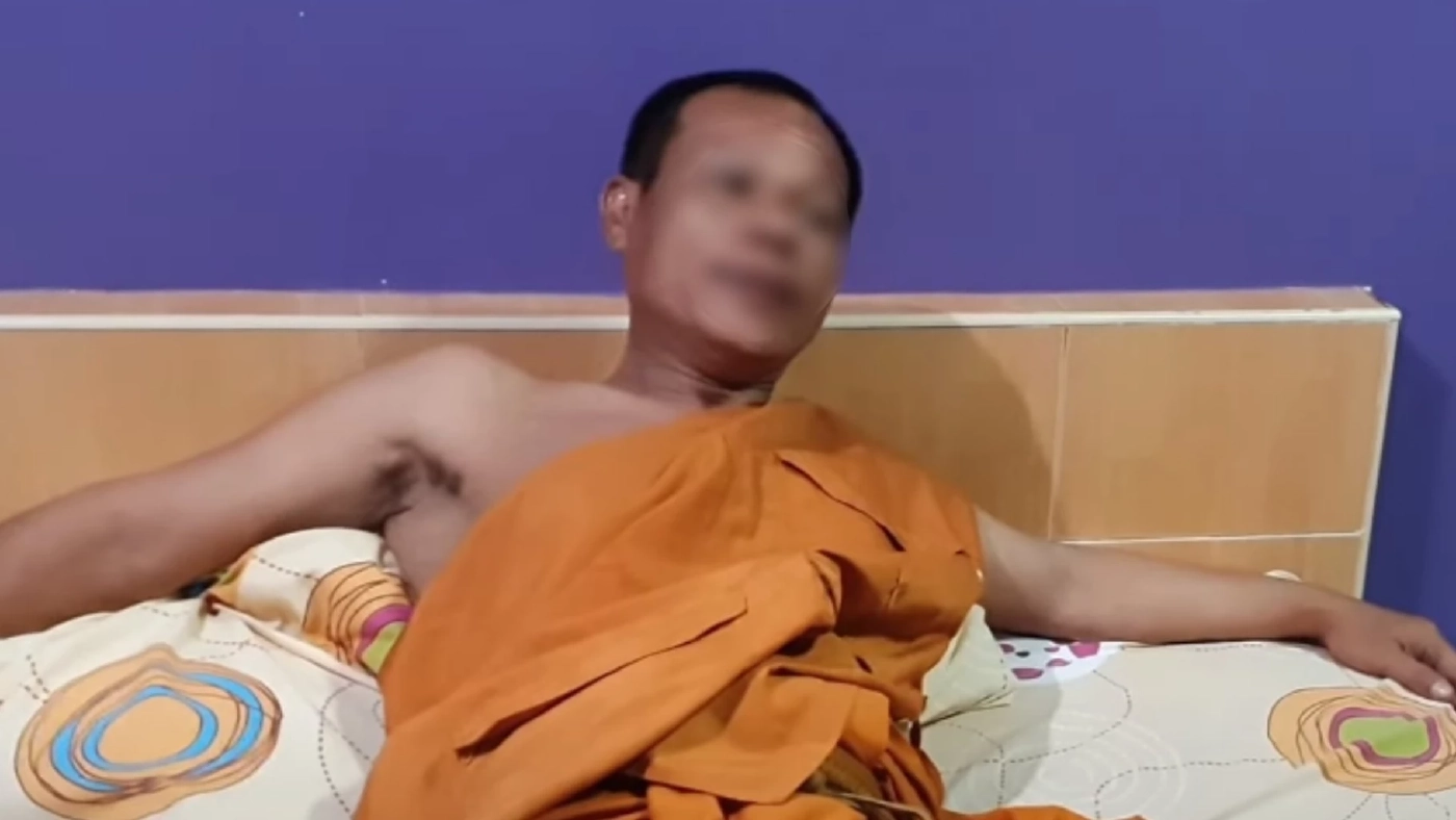 จับ "พระมหา" ปลอมตัวดื่มเบียร์ 2 ลังแล้วชิ่ง ก่อนหนีเข้าโรงแรมเปลี่ยนชุดผ้าเหลือง