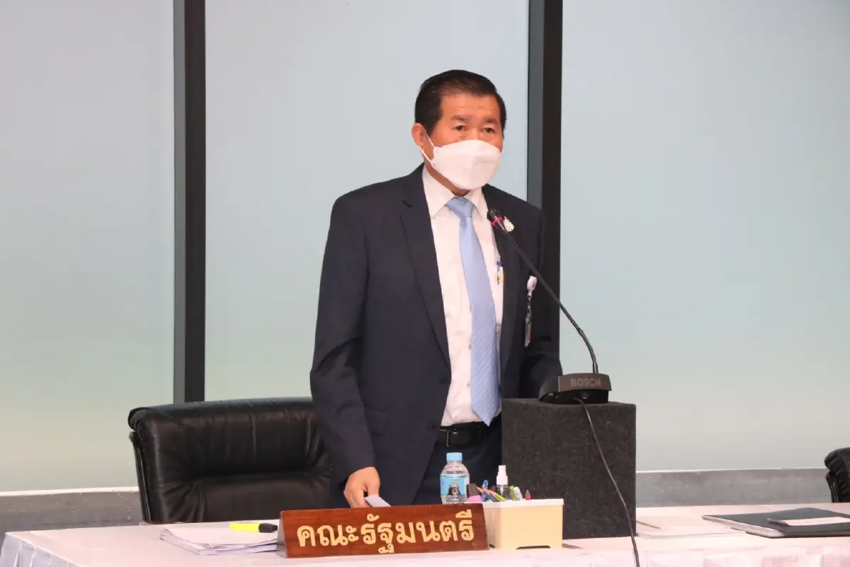 "นิพนธ์"ฟิตตอบ 2 กระทู้ ปมที่ดินตรัง-เร่งซ่อมสะพานข้ามลำห้วยส้มป่อย