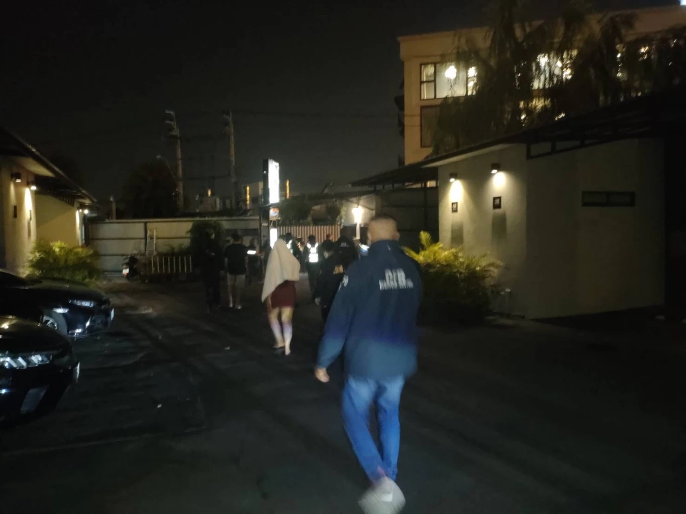 รวบสาว 18 ปีตั้งกลุ่มไลน์VIP รับงานเอนฯ