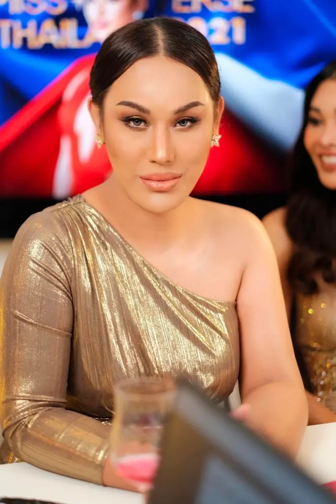 “แอนนา” ตั้งรางวัล 3 หมื่น ตามหาผ้าผูกเอวสีขาวของ ”แตงโม นิดา”