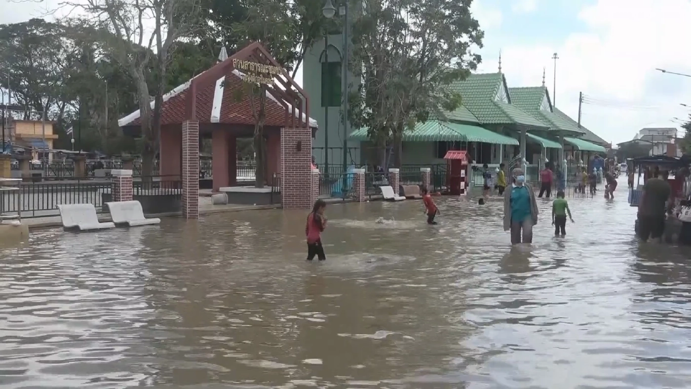 แม่น้ำปัตตานีวิกฤติมวลน้ำยะลาไหลสมทบ