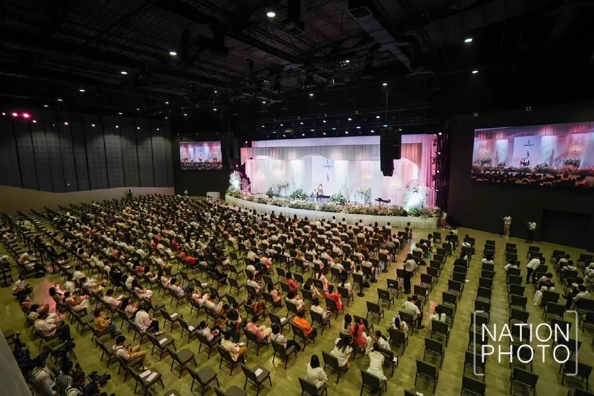 ชมประมวลภาพ พิธีไว้อาลัย "แตงโม นิดา" จัดขึ้นอย่างสวยงามและสมเกียรติ