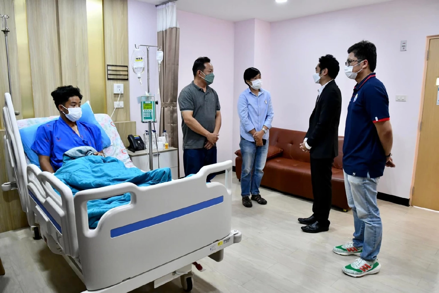 ส.บอลเรียกสอบ "อิศเรศ" แข้งฟันศอก 17 มี.ค. นี้