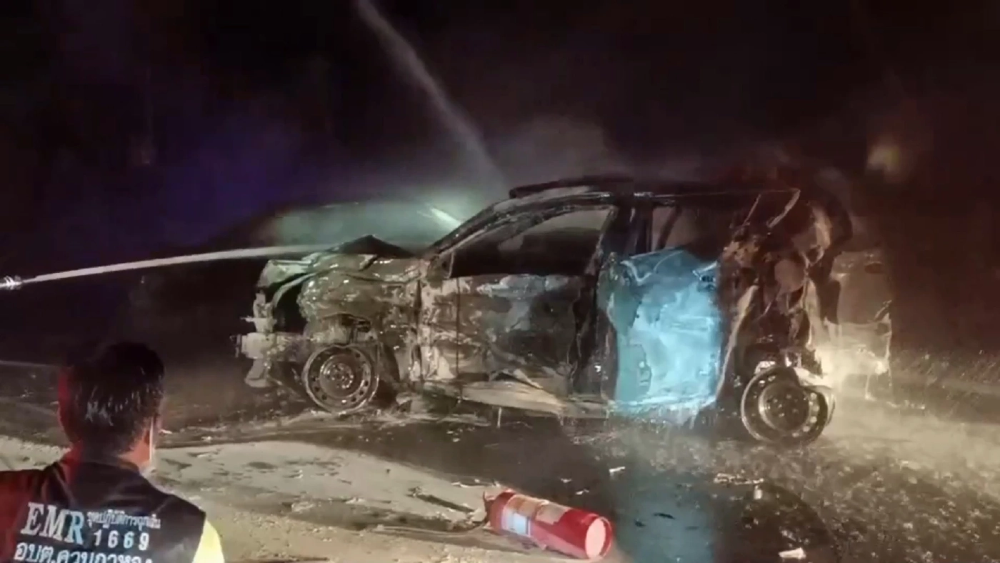 อุบัติเหตุสองพี่น้องย่างสด