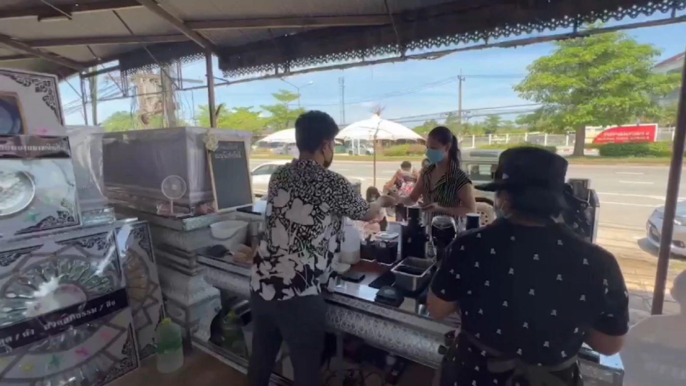 ไอเดียกระฉูด! ร้านกาแฟ 'สู่ขิต คอฟฟี่บาร์'