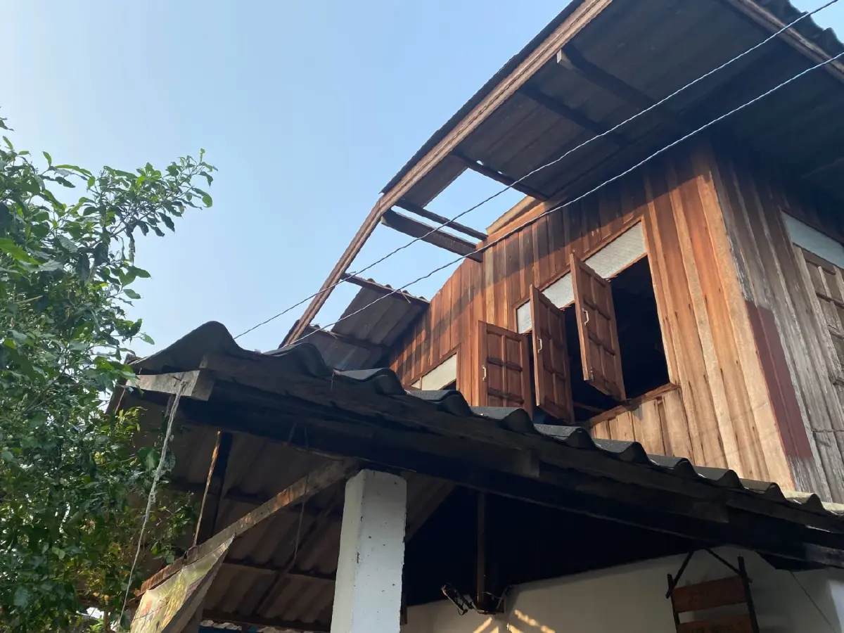 พายุฤดูร้อนถล่ม 16 จังหวัด 793 ครัวเรือนเดือดร้อน ปภ.เร่งช่วยเหลือ