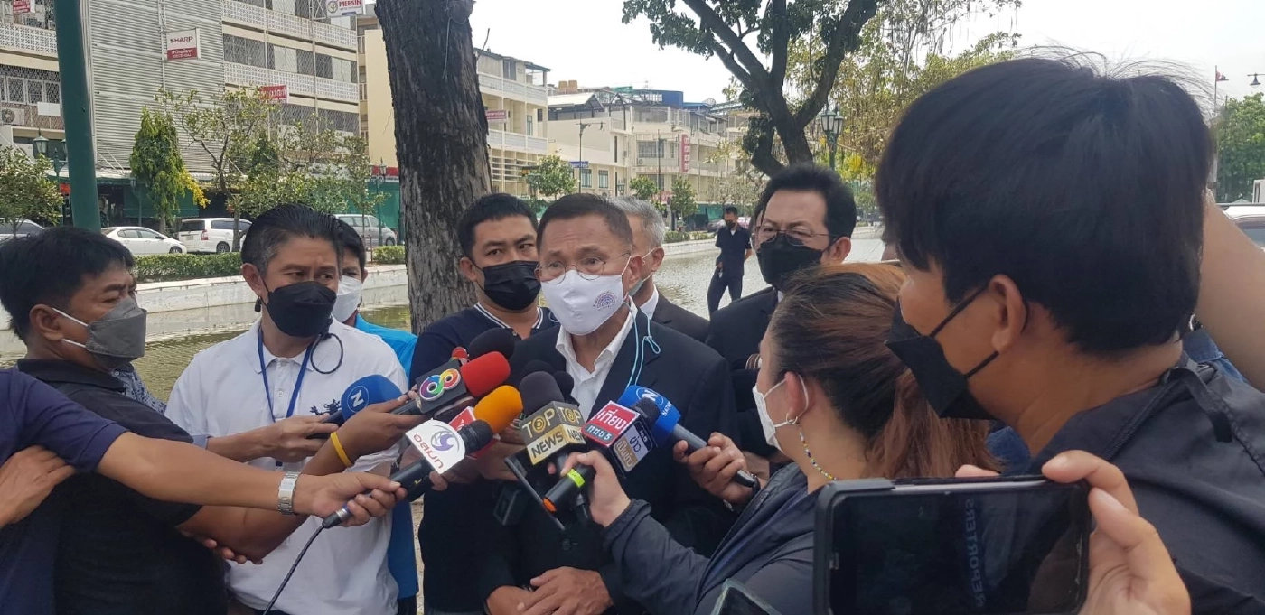 นายวัฒนา  เมืองสุข  อดีตรมว.พัฒนาสังคมและความมั่นคงของมนุษย์ 