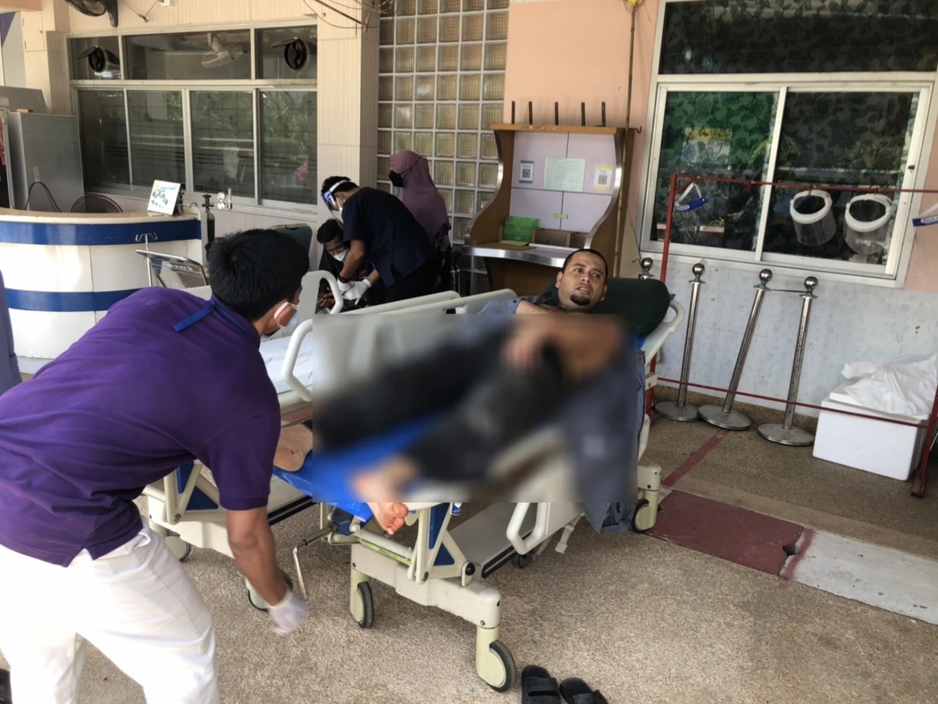 ด่วน!! คนร้ายวางระเบิดหน้าโรงเรียน ทหาร-ชาวบ้าน บาดเจ็บ 8 ราย