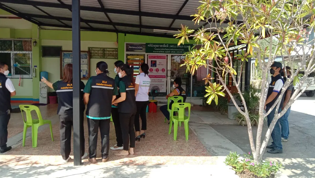 สสอ.บัวใหญ่สั่งกักตัวนักเรียนหลังพบครูติดโควิดจากงานบุญในพื้นที่