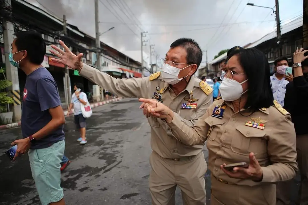 ผู้ว่าปราจีนฯ สั่งตั้งศูนย์ช่วยเหลือ ไฟไหม้ "ตลาดเก่าการค้า" วอด50ล้าน