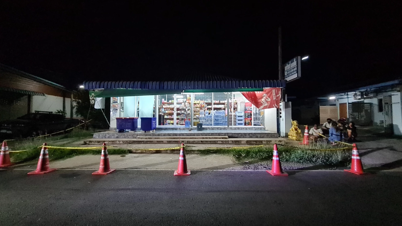 หนุ่มอุบลฯคลั่งชัก .38 จ่อยิงเจ้าของร้านมินิมาร์ท ดับ 2