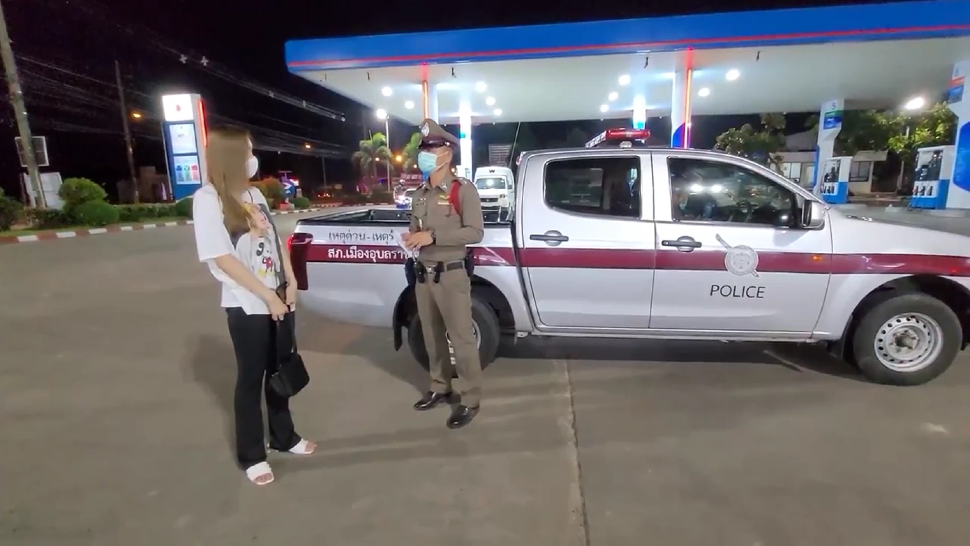 แท็กซี่ป้ายดำสนามบินทิ้งนักท่องเที่ยวลูกครึ่งเชิดกระเป๋าสูญนับแสน