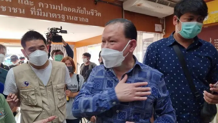 นายสันธนะ ประยูรรัตน์ อดีตตำรวจสันติบาล 