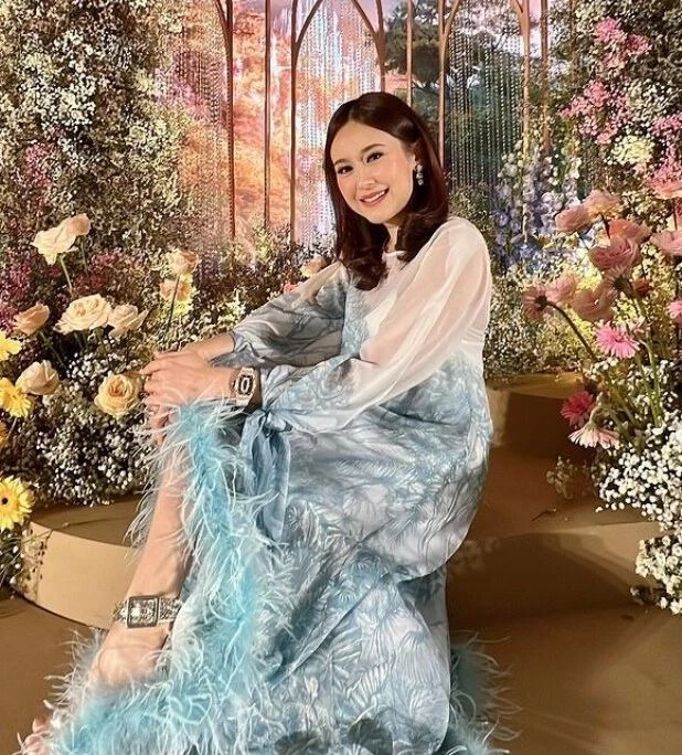 ส่องประวัติ &quot;แยม ธมลพรรณ์&quot; 