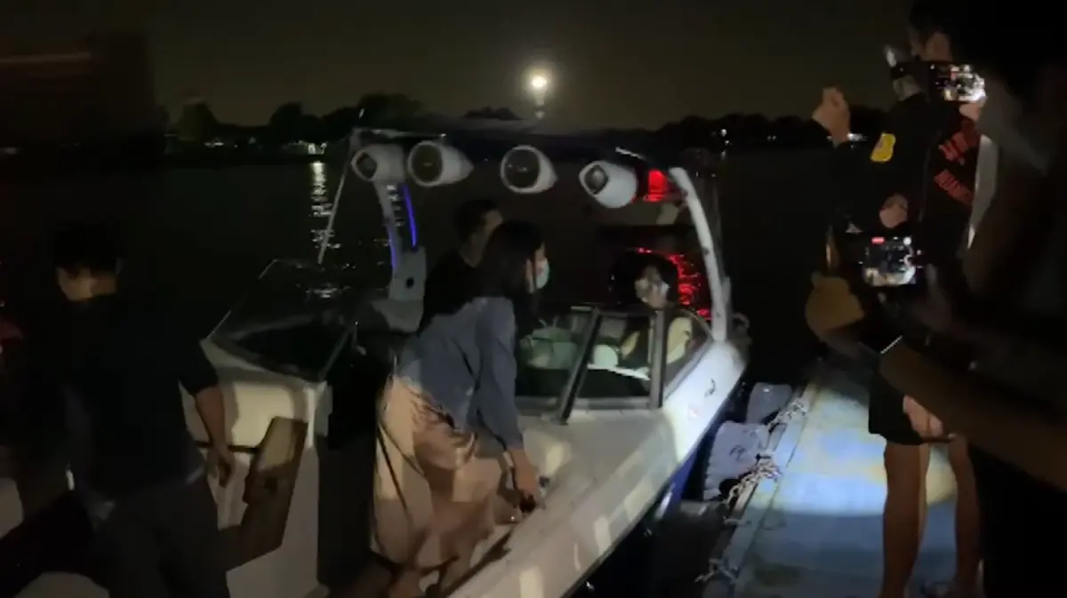 คลิปหลักฐานใหม่ คนเดินจากหัวไปท้ายเรือ เร่งสอบมีส่วนทำ แตงโม ตกน้ำหรือไม่