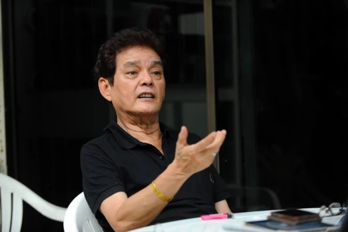 “อ.สุขุม” ชี้  “อุ๊งอิ๊ง” ไม่ใช่ไพ่ตาย  ดักทางยังหนีไม่พ้นพา “ทักษิณ”  กลับบ้าน