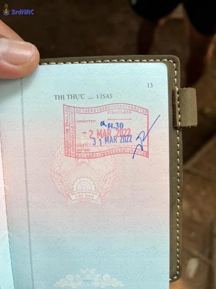 หนุ่มเวียดนามพายเรือยาง 2,000 กม. จากภูเก็ตไปหาเมียที่อินเดีย