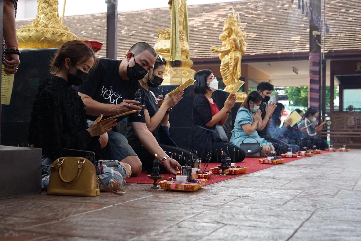 ภาพชาวเน็ตโพสต์การไหว้บูชา พระราหู ตามสถานที่ต่างๆ 