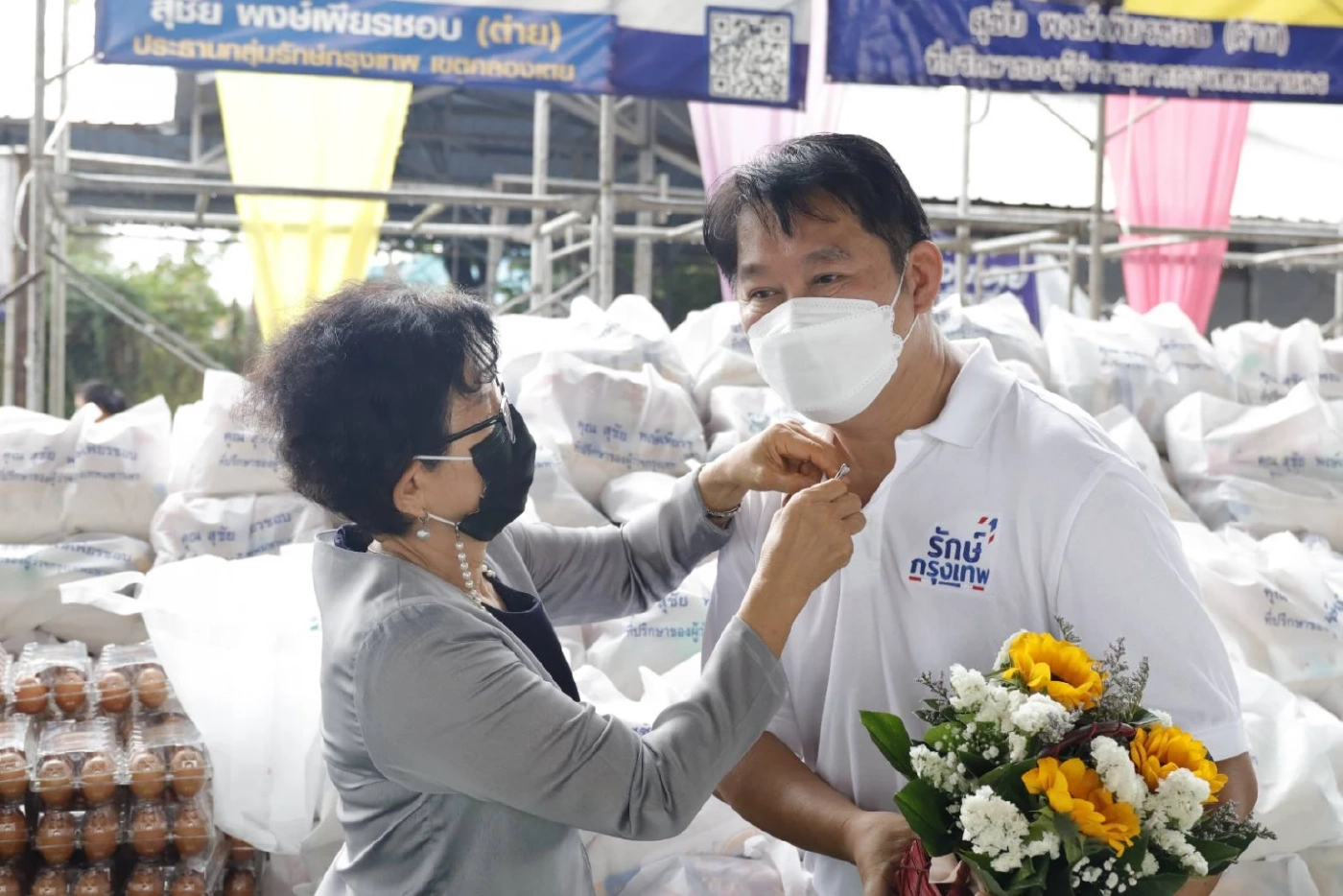 นางประทีป อึ้งทรงธรรม ฮาตะ หรือ “ครูประทีป” ประกาศหนุุนบิ๊กต่าย ชิง ส.ก.เขตคลองเตย