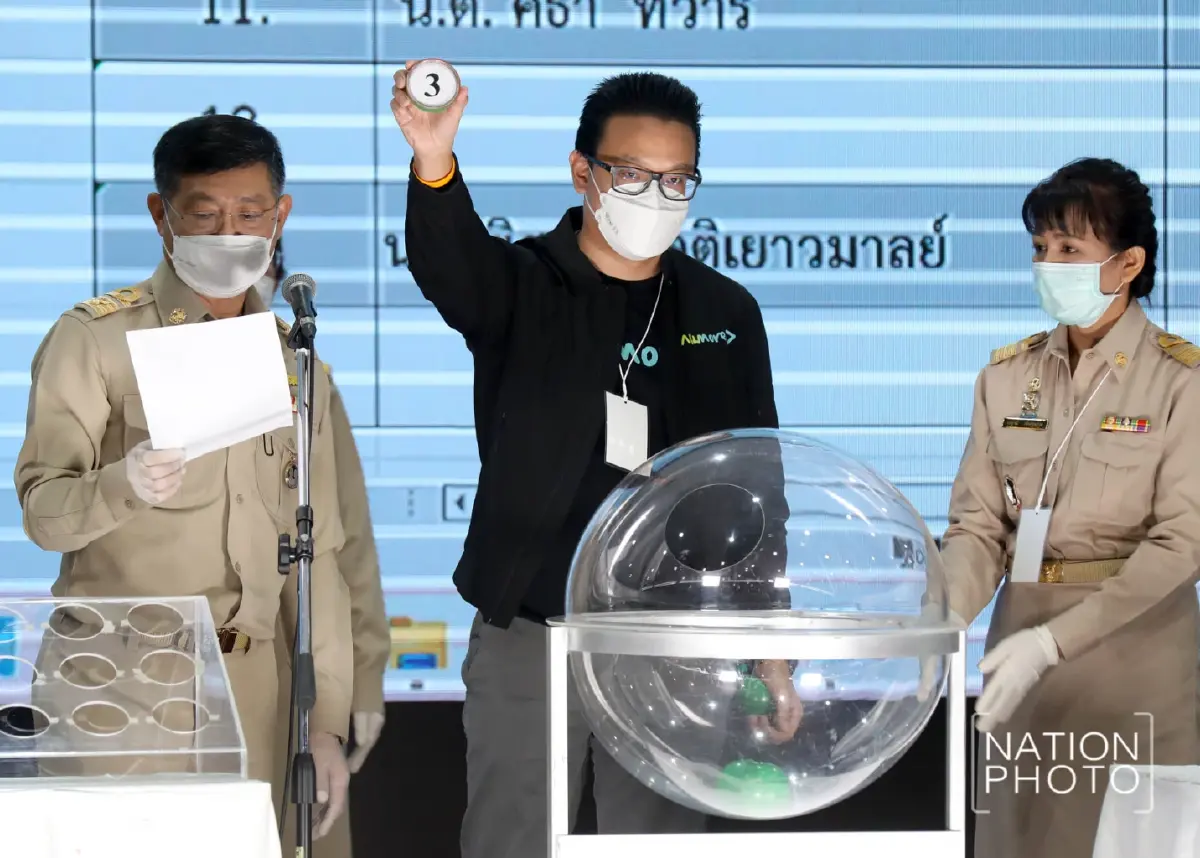 ประมวลภาพสีสัน “สมัครผู้ว่าฯกทม.” วันแรกสุดคึกคัก