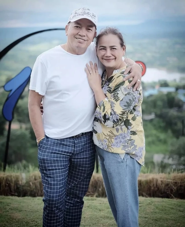 ลูกเมียสุดเซอร์ไพรส์เจอเงินที่น้าค่อมซ่อนไว้ 1.4 ล้าน